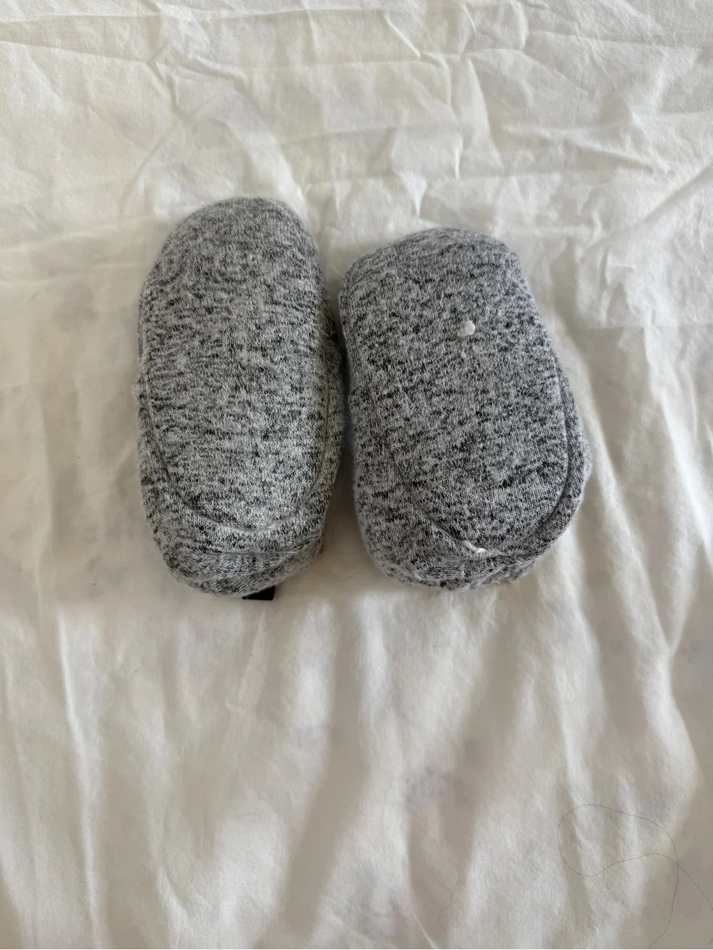 Bomba Cozy Knit Slip-On Booties in Heather Taupe toddler 8-10